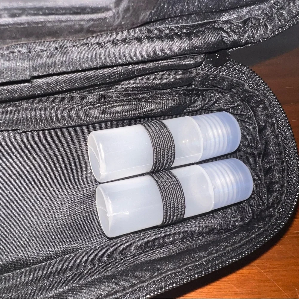 New Etienne Aigner Travel Contact Glasses Cases Zippered Accessory Purse Mirror